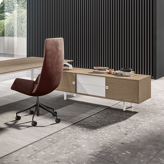 SLIDE - About Office