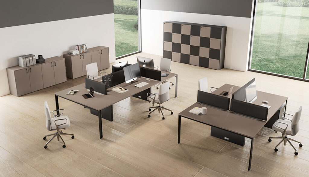 LOCKERS - About Office