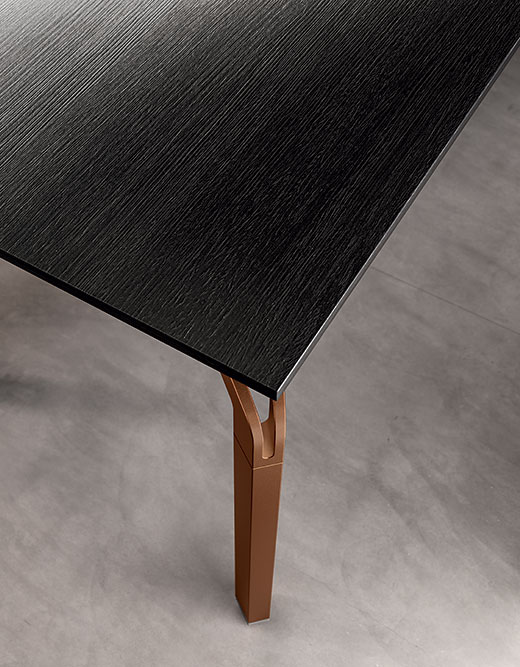 YOGA_Impiallacciato - About Office