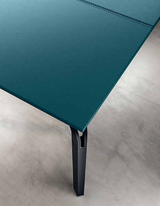 YOGA_Pelle - About Office