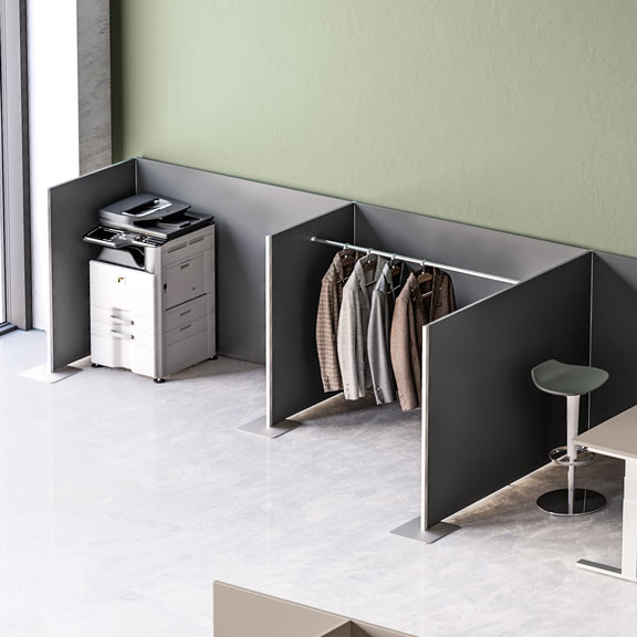 FUNNY_CALL CENTER - About Office