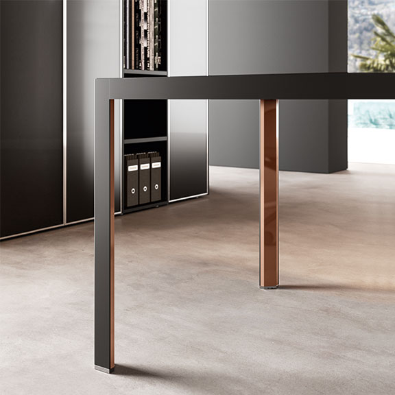 HYPE_Impiallacciato - About Office