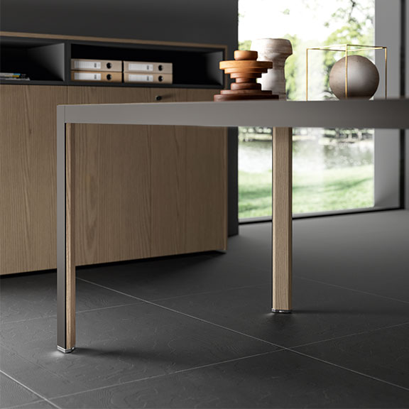 HYPE_Impiallacciato - About Office