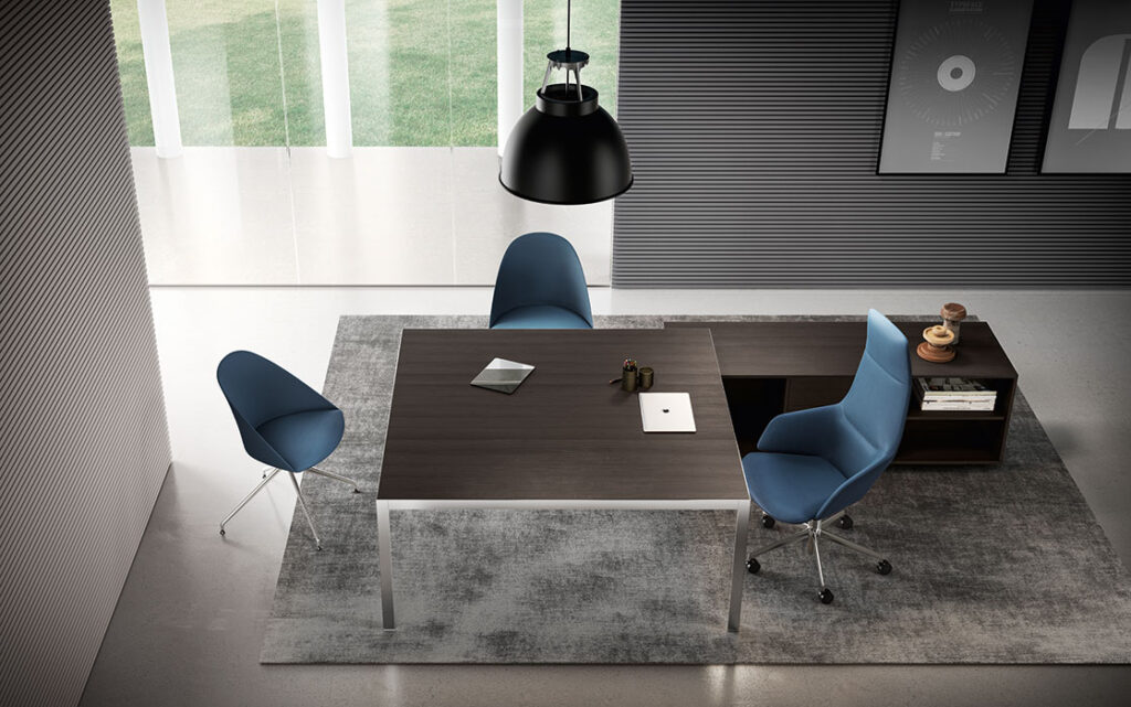 HYPE_Impiallacciato - About Office