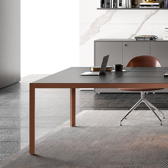 HYPE_Pelle - About Office