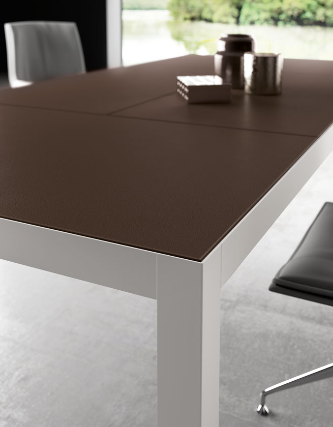 HYPE_Pelle - About Office