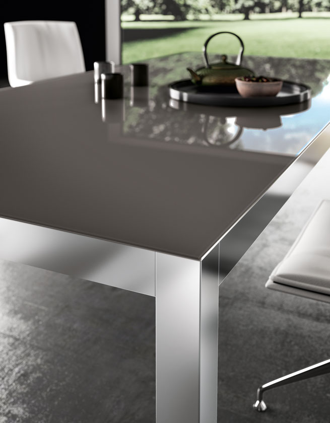 HYPE_Vetro Laccato - About Office