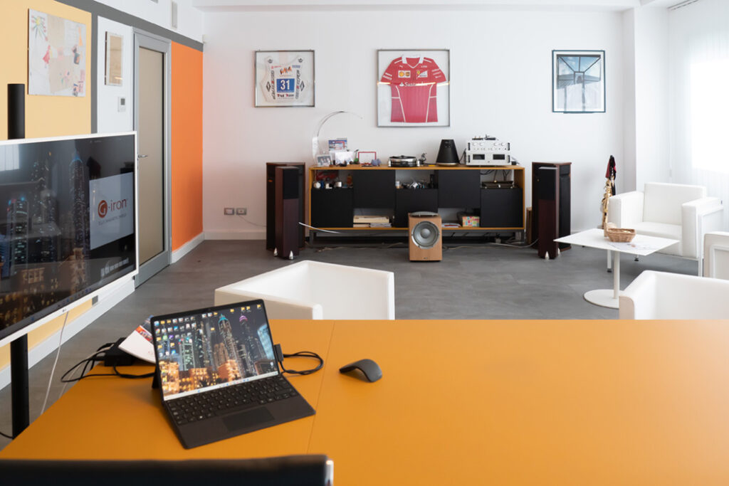 G-Iron - About Office